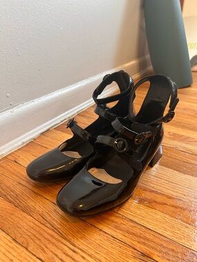 Jeffrey Campbell Black Patent Mary Jane Heels